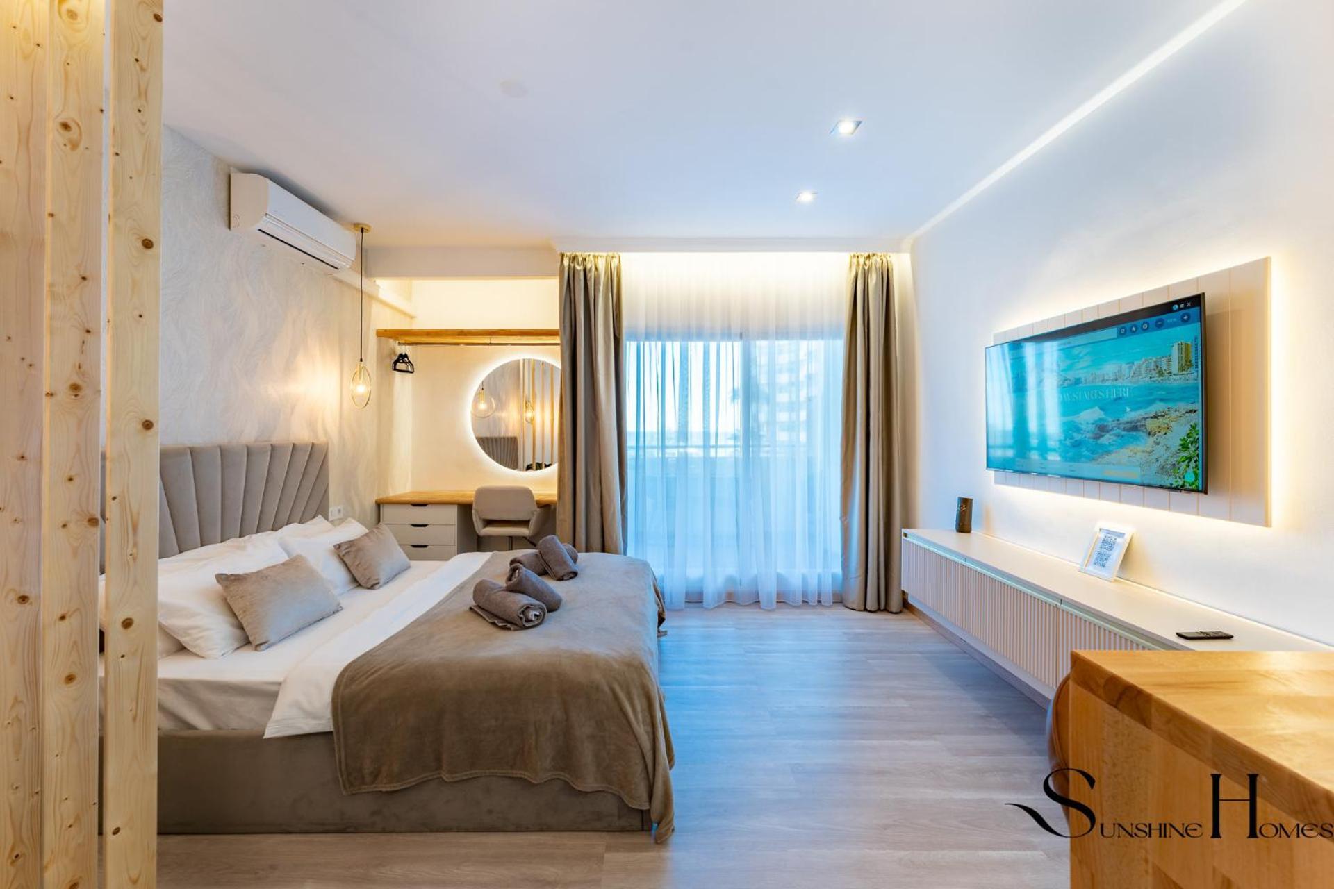 Seaview Beachfront Studio With Aqua Park & Balcony Benalmadena Exterior photo